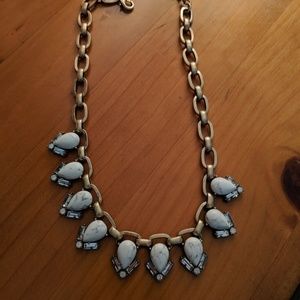 Collar necklace